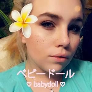 Meet your Posher, Jade